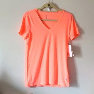 NWT Gap Fit V-neck T-shirt size S